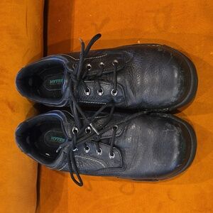 Hytest Leather Steel Toed Nonslip Safety Shoes Size 9 Used